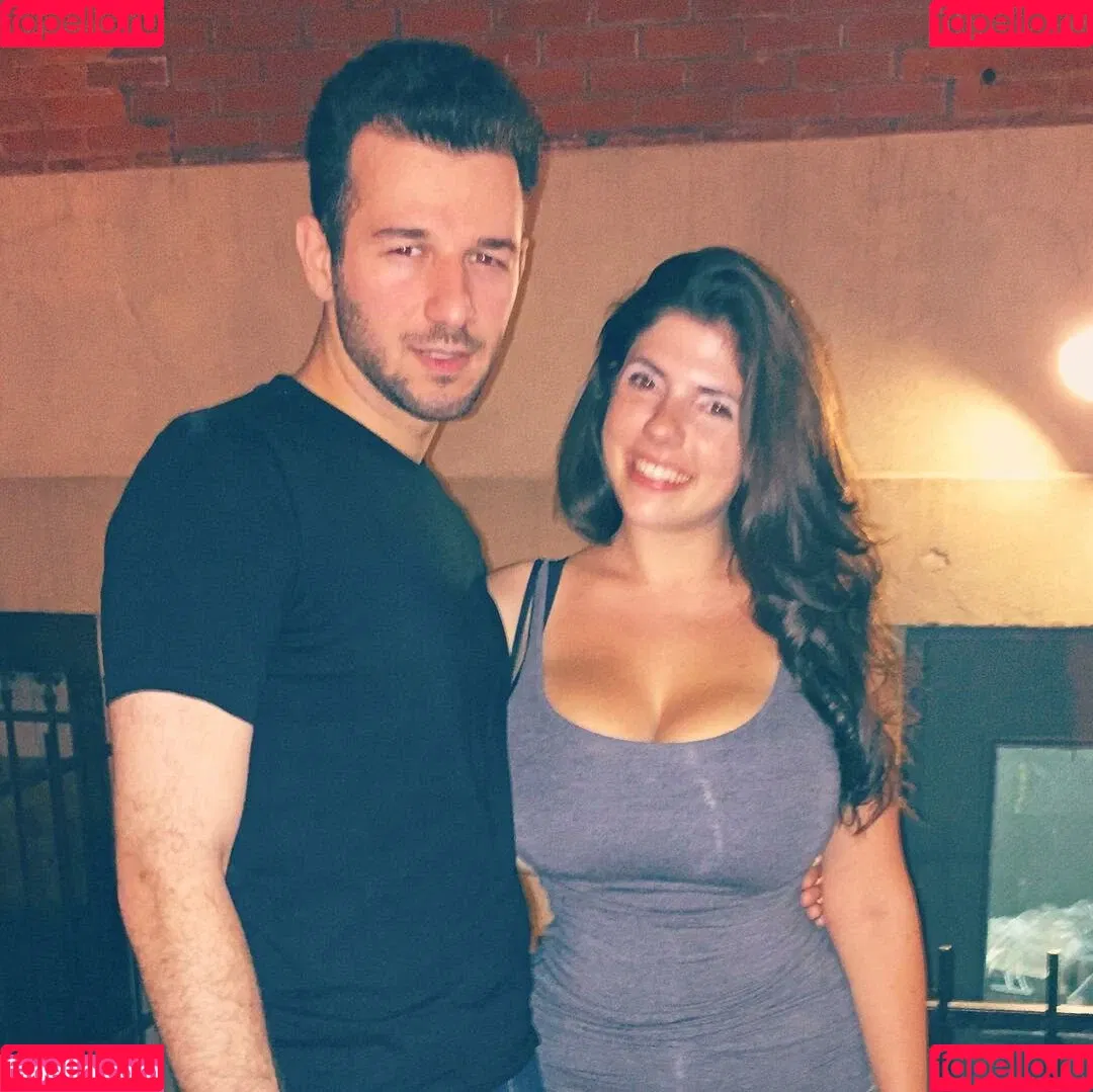 Emily H. Barry Onlyfans Photo Gallery 