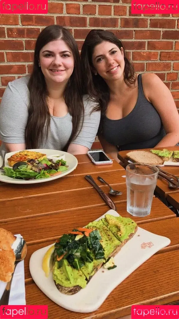 Emily H. Barry Onlyfans Photo Gallery 
