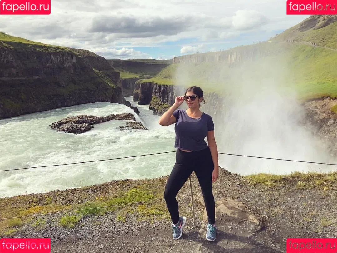 Emily H. Barry Onlyfans Photo Gallery 