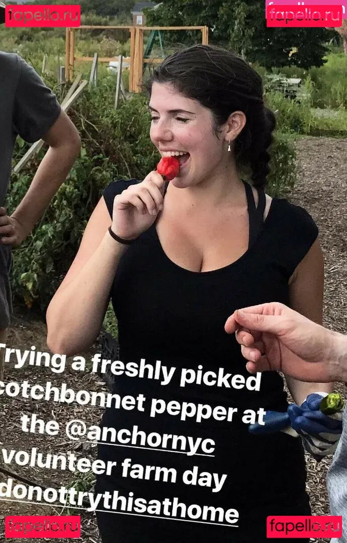 Emily H. Barry Onlyfans Photo Gallery 