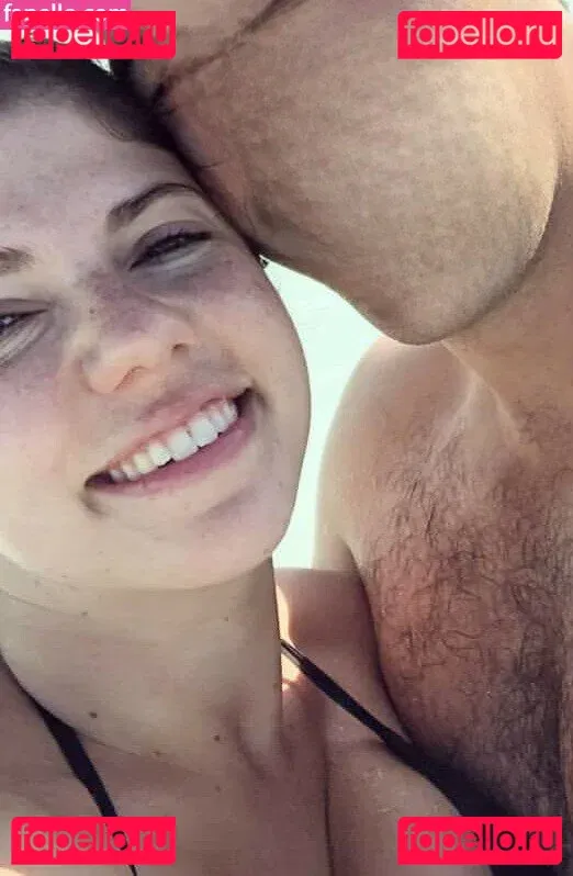 Emily H. Barry Onlyfans Photo Gallery 