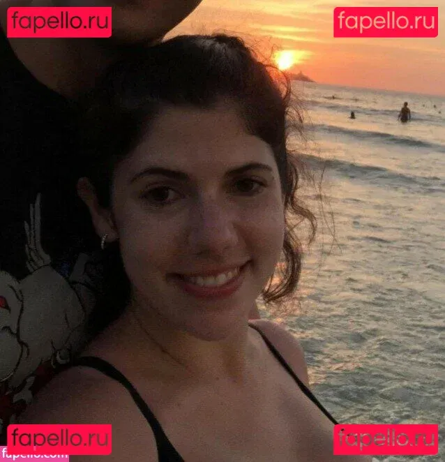 Emily H. Barry Onlyfans Photo Gallery 