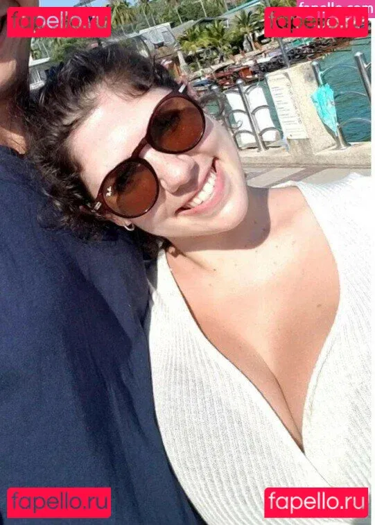 Emily H. Barry Onlyfans Photo Gallery 