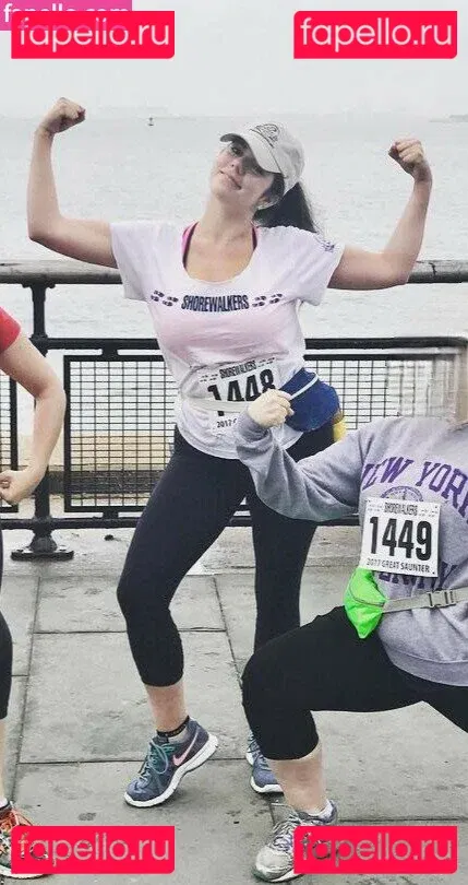 Emily H. Barry Onlyfans Photo Gallery 