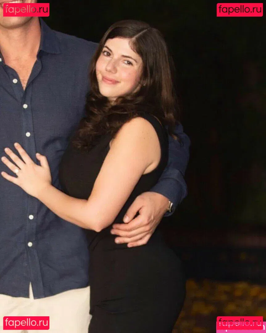 Emily H. Barry Onlyfans Photo Gallery 