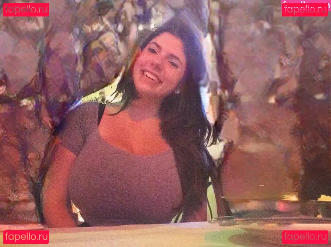 Emily H. Barry Onlyfans Photo Gallery 