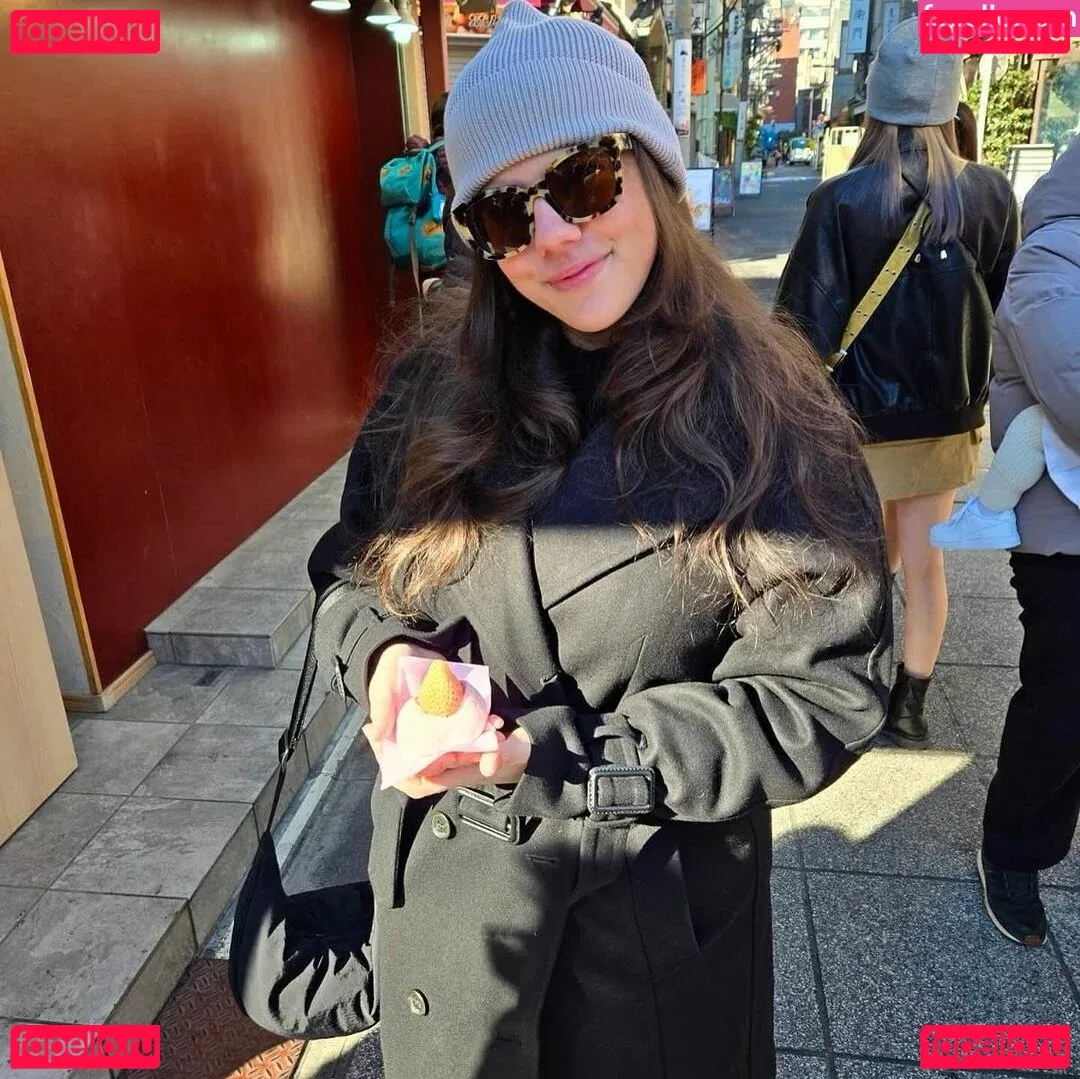 Emily H. Barry Onlyfans Photo Gallery 