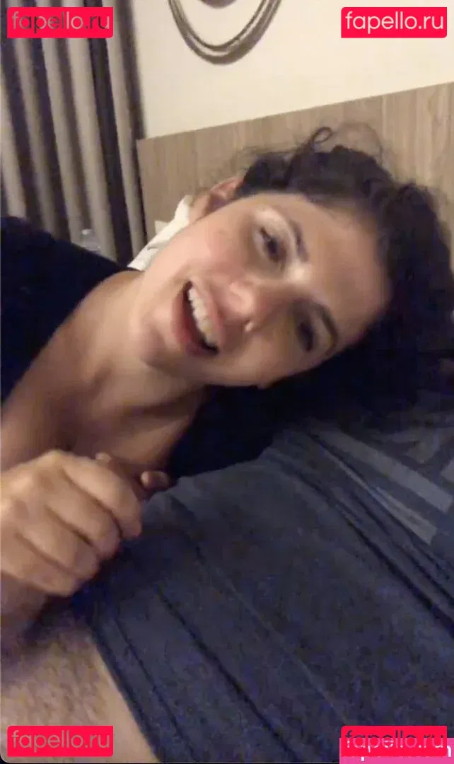 Emily H. Barry Onlyfans Photo Gallery 