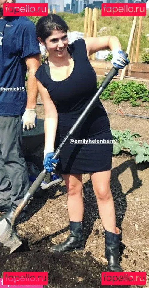 Emily H. Barry Onlyfans Photo Gallery 