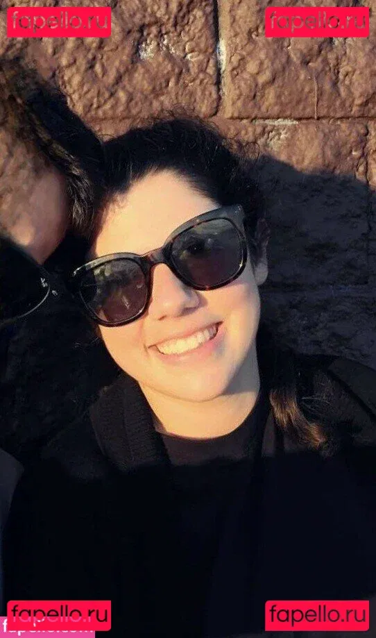 Emily H. Barry Onlyfans Photo Gallery 