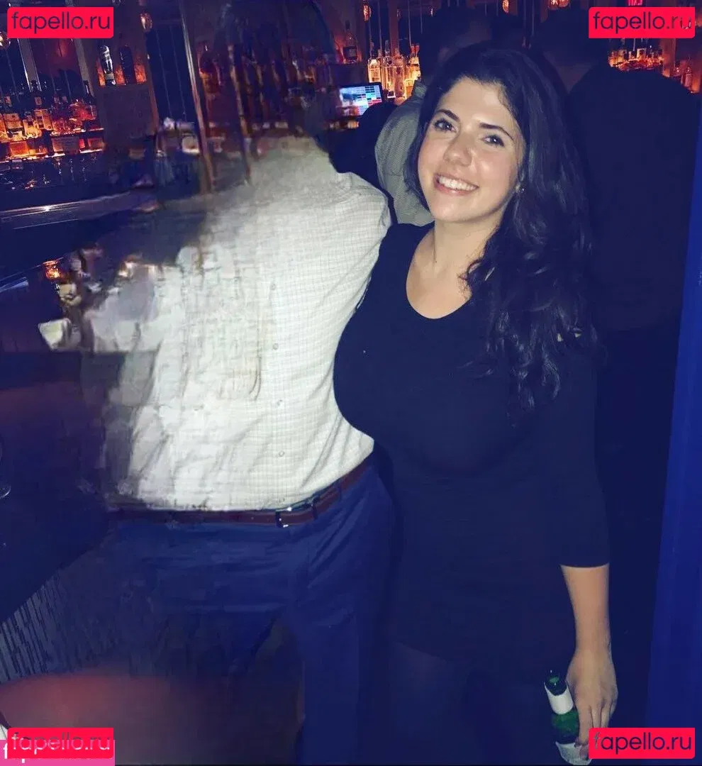 Emily H. Barry Onlyfans Photo Gallery 