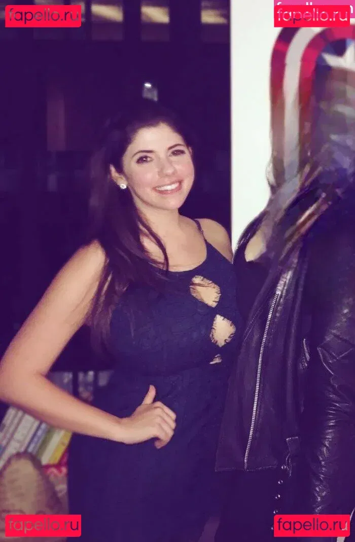 Emily H. Barry Onlyfans Photo Gallery 