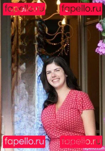 Emily H. Barry Onlyfans Photo Gallery 