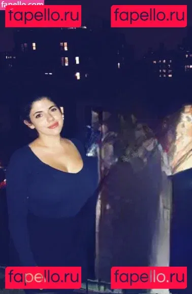 Emily H. Barry Onlyfans Photo Gallery 