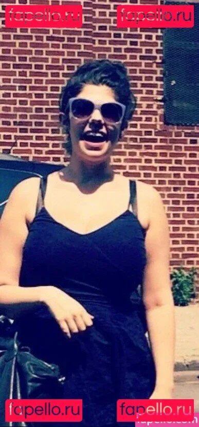 Emily H. Barry Onlyfans Photo Gallery 