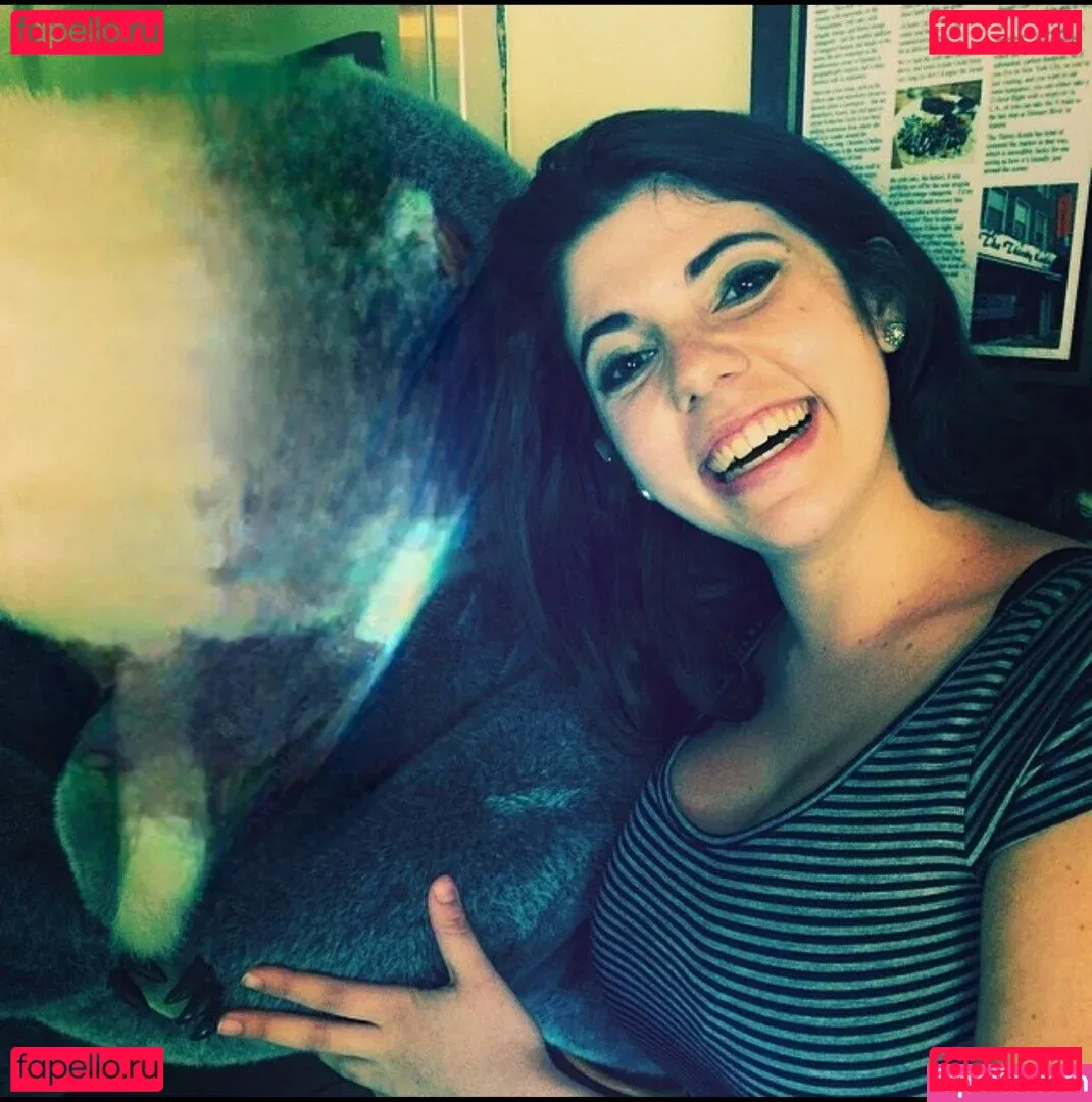 Emily H. Barry Onlyfans Photo Gallery 