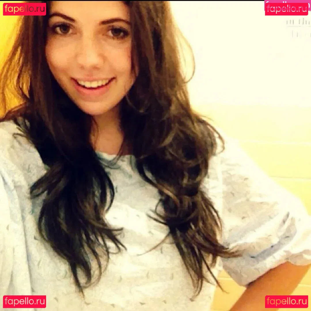 Emily H. Barry Onlyfans Photo Gallery 