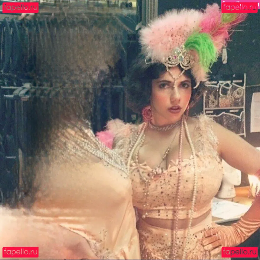 Emily H. Barry Onlyfans Photo Gallery 