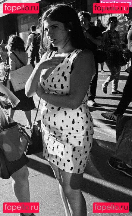 Emily H. Barry Onlyfans Photo Gallery 