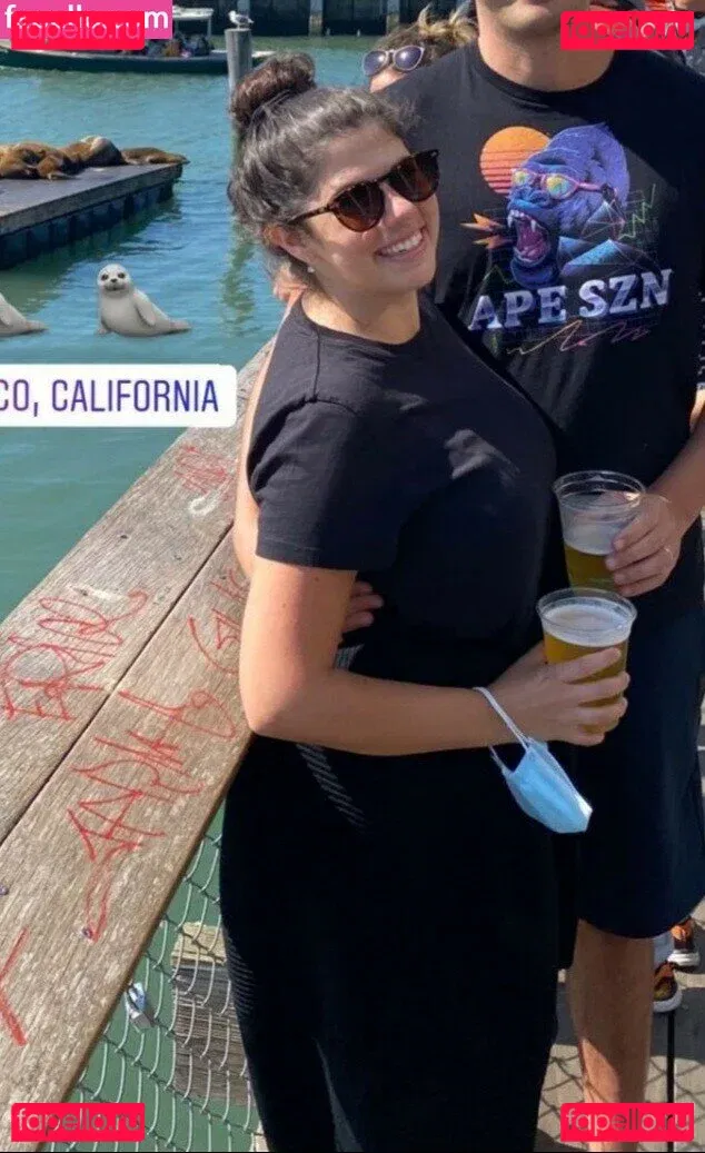 Emily H. Barry Onlyfans Photo Gallery 