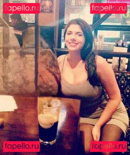 Emily H. Barry Onlyfans Photo Gallery 