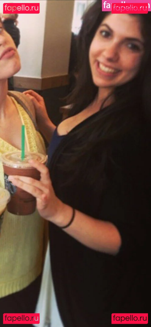 Emily H. Barry Onlyfans Photo Gallery 