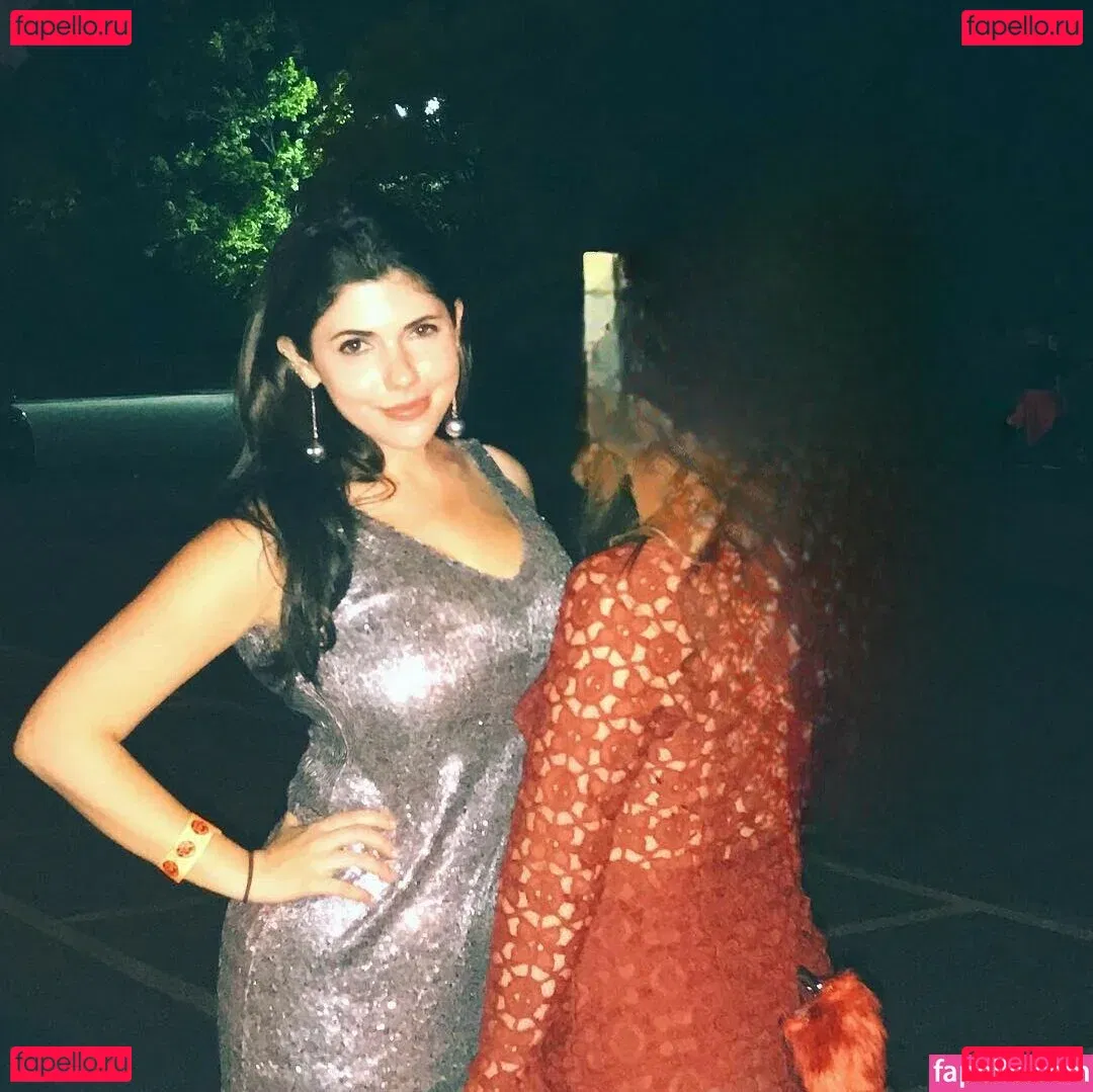 Emily H. Barry Onlyfans Photo Gallery 