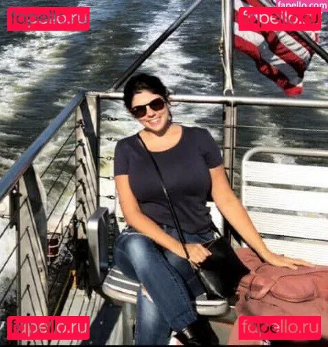 Emily H. Barry Onlyfans Photo Gallery 