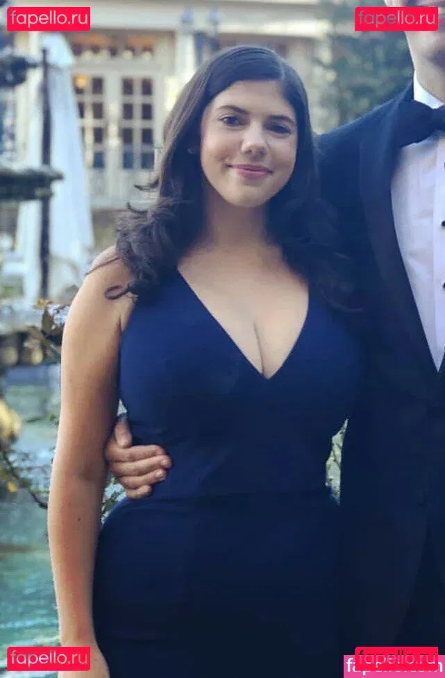 Emily H. Barry Onlyfans Photo Gallery 