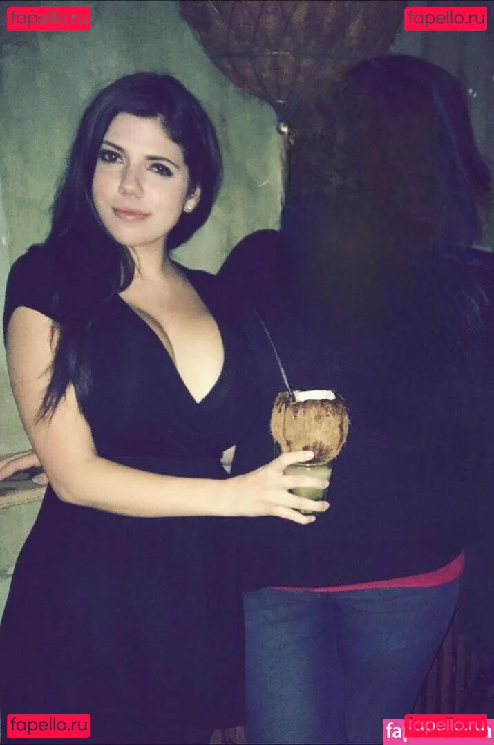 Emily H. Barry Onlyfans Photo Gallery 