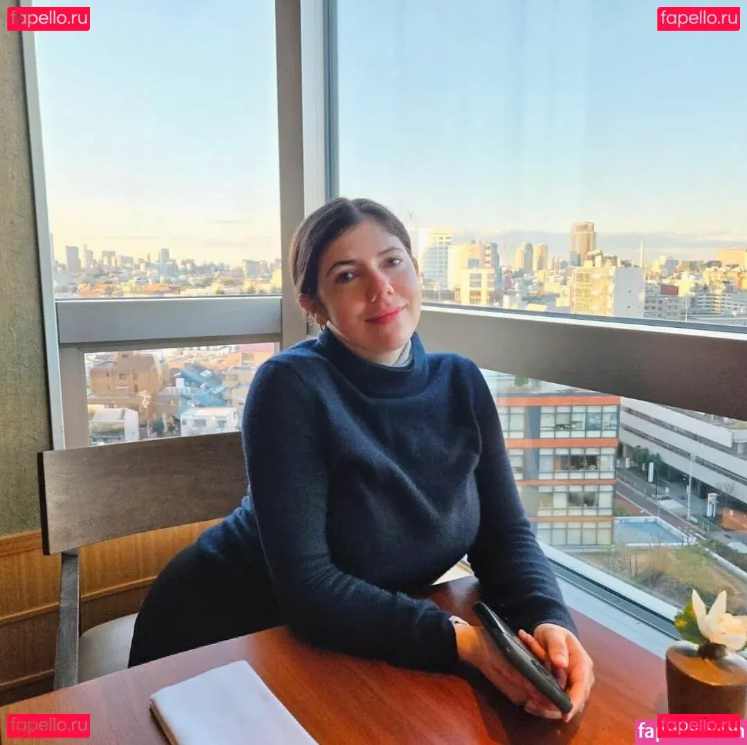 Emily H. Barry Onlyfans Photo Gallery 