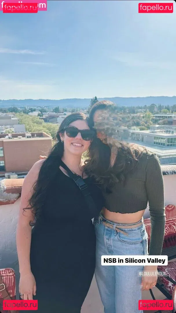 Emily H. Barry Onlyfans Photo Gallery 