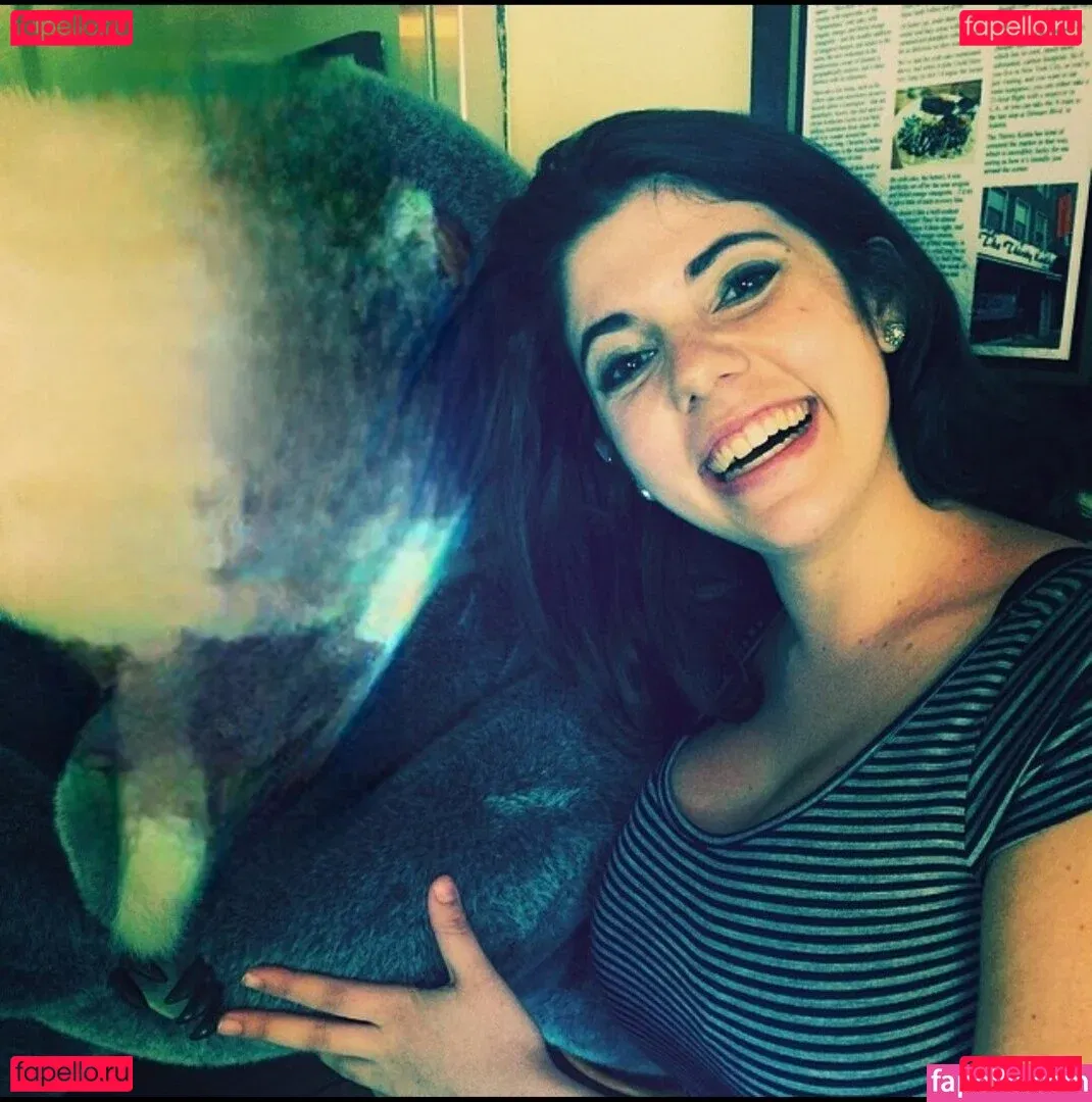 Emily H. Barry Onlyfans Photo Gallery 