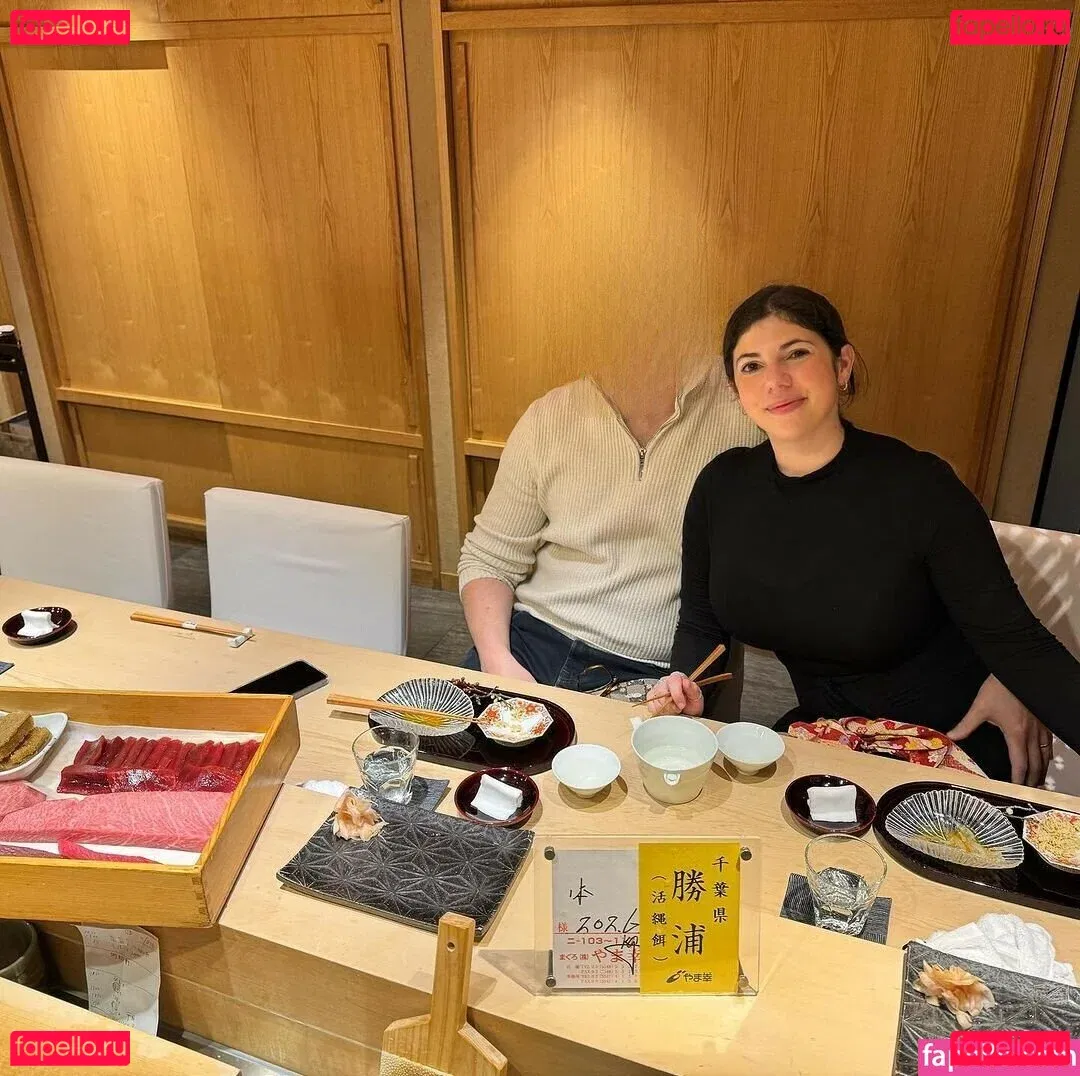 Emily H. Barry Onlyfans Photo Gallery 