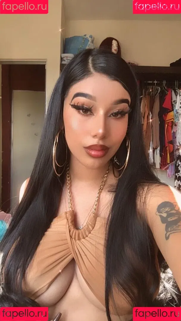 Fernanda V Onlyfans Photo Gallery 