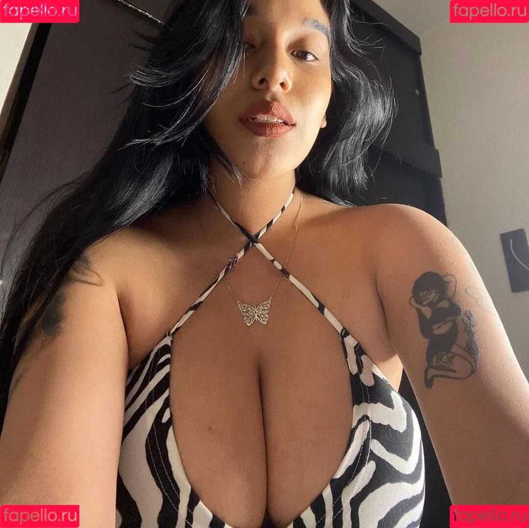 Fernanda V Onlyfans Photo Gallery 
