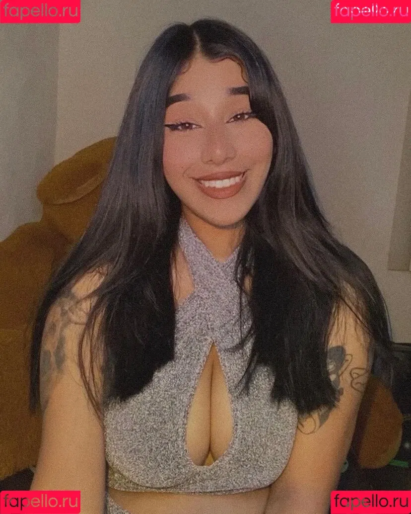 Fernanda V Onlyfans Photo Gallery 