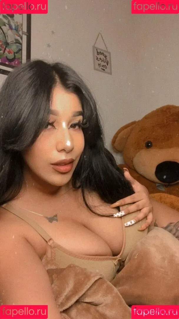 Fernanda V Onlyfans Photo Gallery 