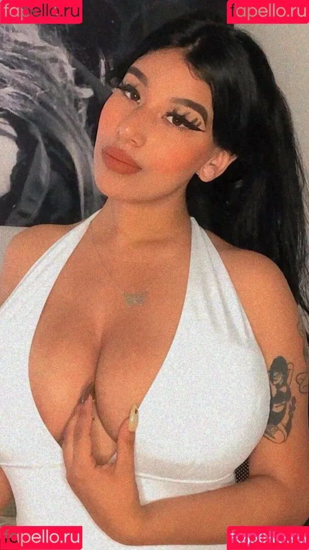 Fernanda V Onlyfans Photo Gallery 
