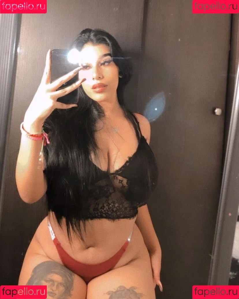 Fernanda V Onlyfans Photo Gallery 