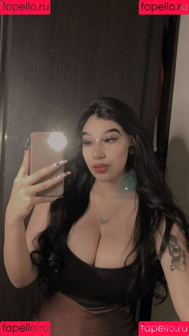 Fernanda V Onlyfans Photo Gallery 
