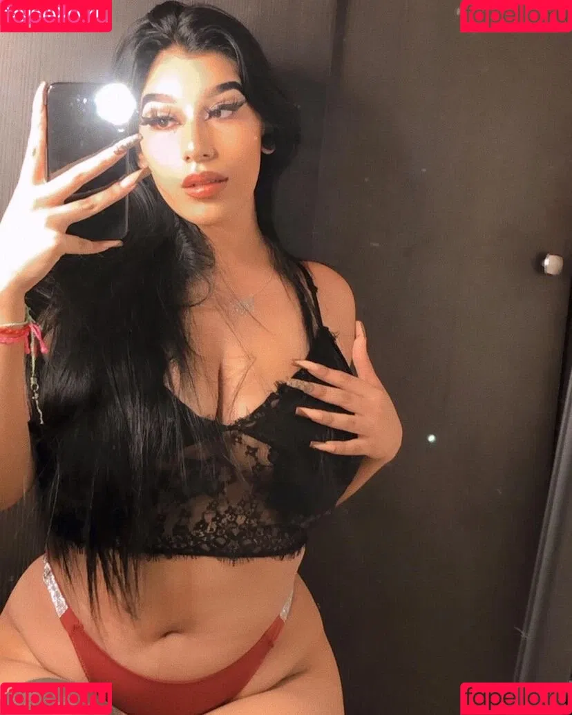 Fernanda V Onlyfans Photo Gallery 