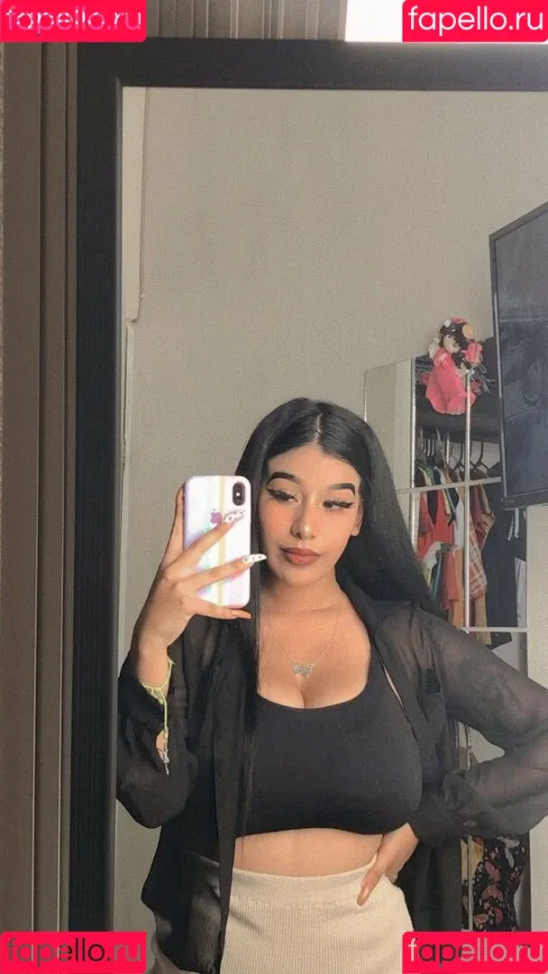 Fernanda V Onlyfans Photo Gallery 