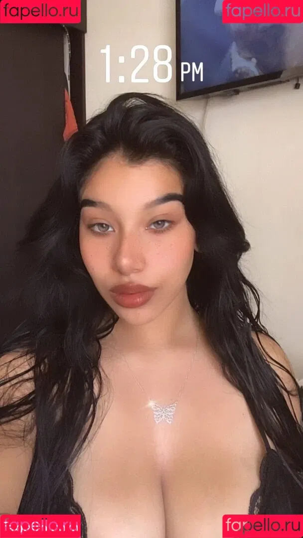 Fernanda V Onlyfans Photo Gallery 