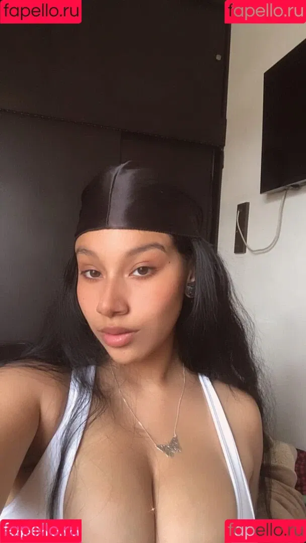 Fernanda V Onlyfans Photo Gallery 