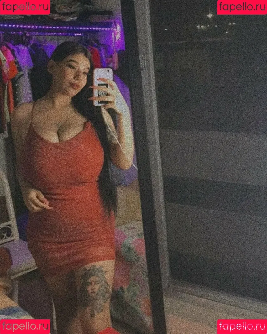 Fernanda V Onlyfans Photo Gallery 