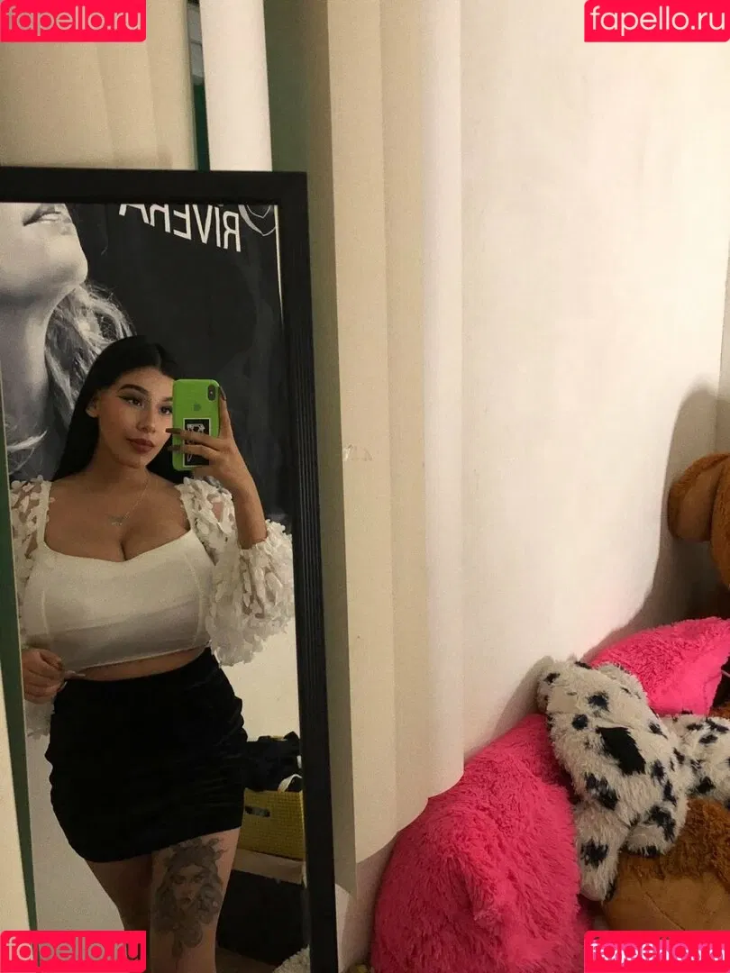 Fernanda V Onlyfans Photo Gallery 
