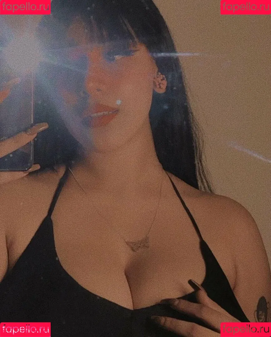 Fernanda V Onlyfans Photo Gallery 
