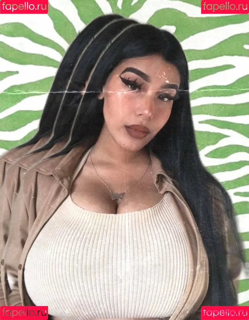 Fernanda V Onlyfans Photo Gallery 