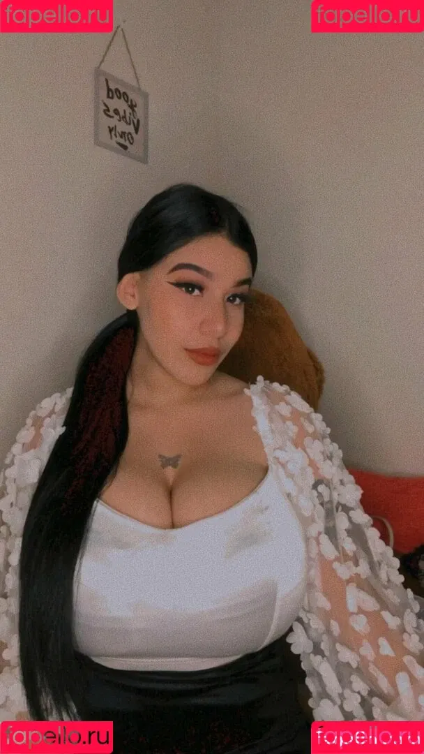 Fernanda V Onlyfans Photo Gallery 